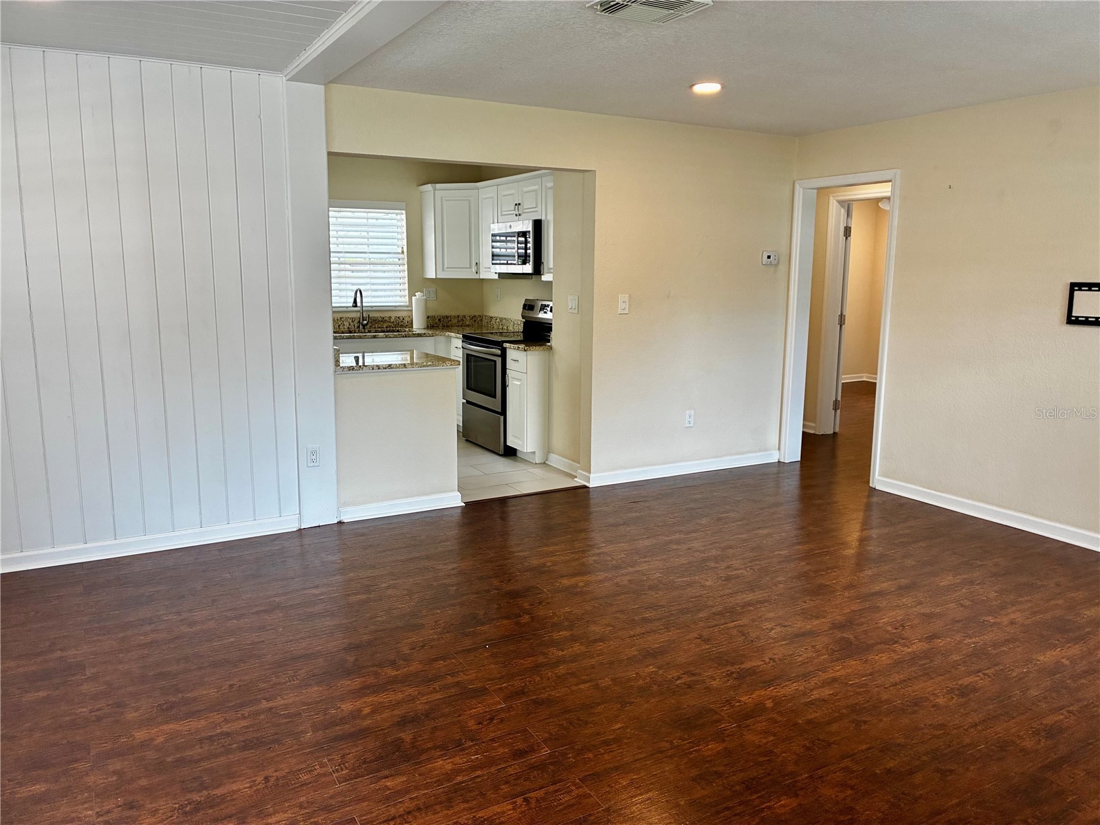 810 52nd Avenue N Saint Petersburg FL 33703 TB8525897 image3