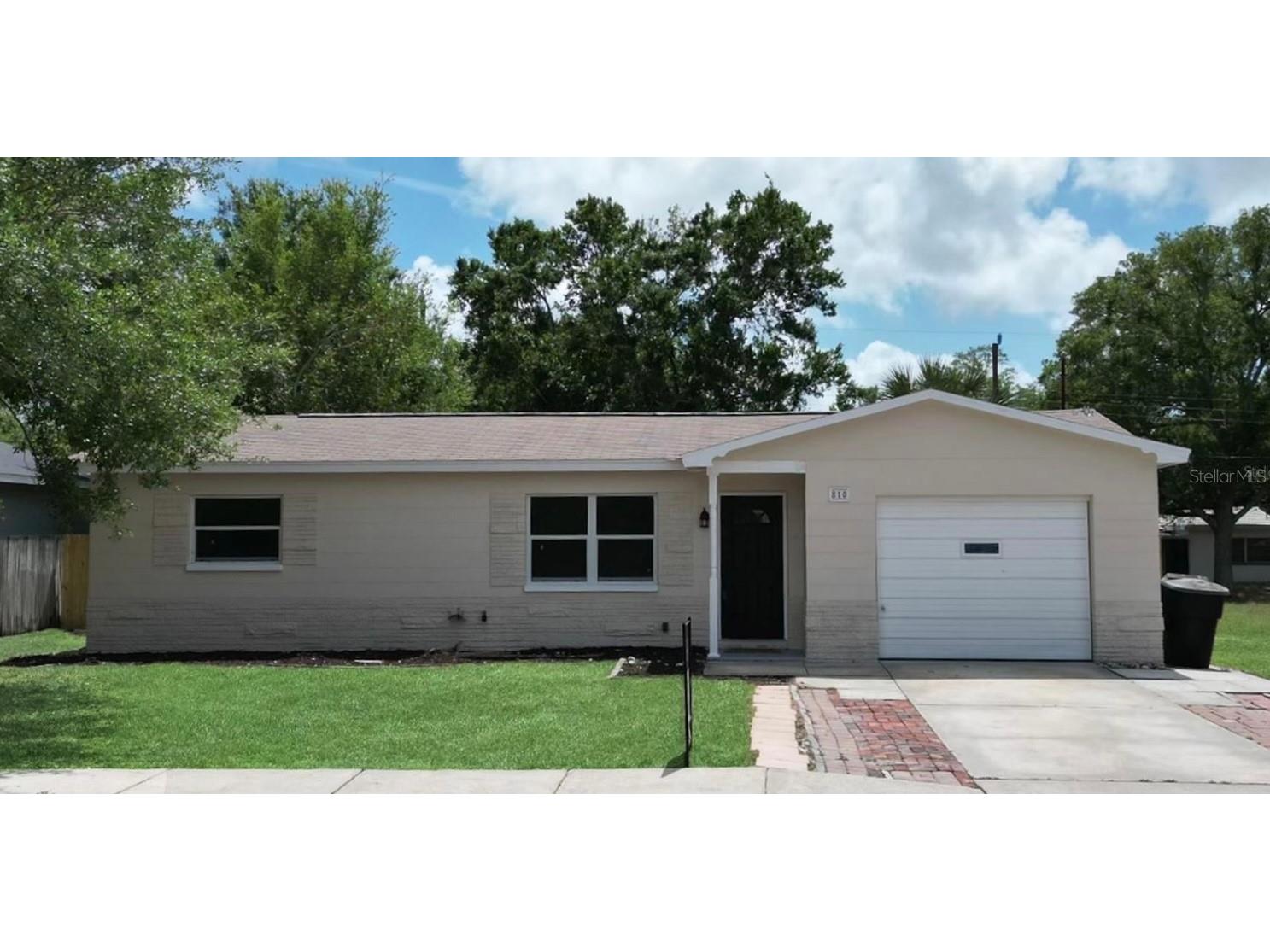 810 77th Avenue N Saint Petersburg FL 33702 U8196612 image1