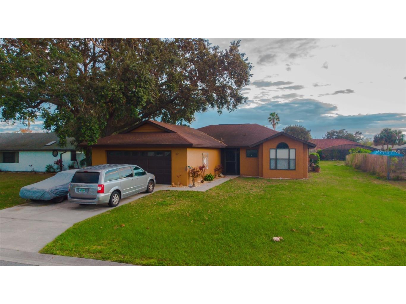 810 Alpine Court Kissimmee FL 34758 S5078503 image1