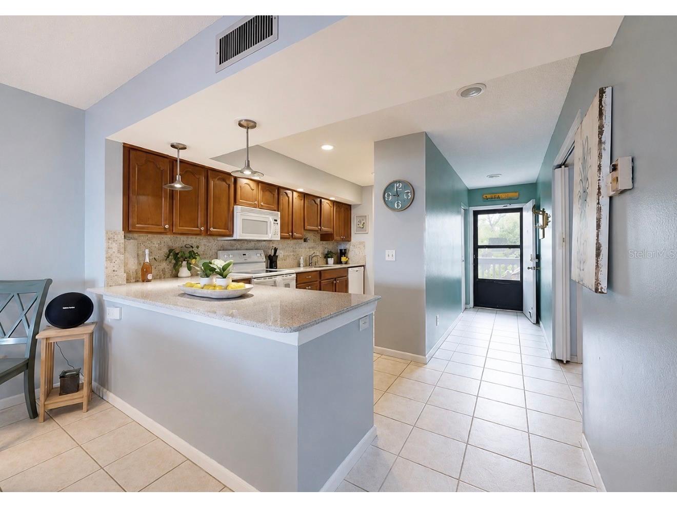 810 Bahia Del Sol Drive #16 Ruskin FL 33570 TB8513788 image14
