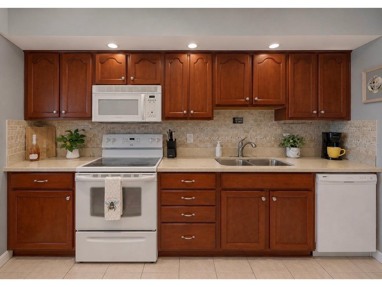 810 Bahia Del Sol Drive #16 Ruskin FL 33570 TB8513788 image15