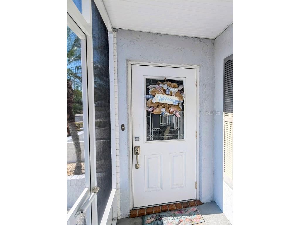 810 Bluewater Drive Sun City Center FL 33573 - SHIMMERING LAKE TB8382041 image4