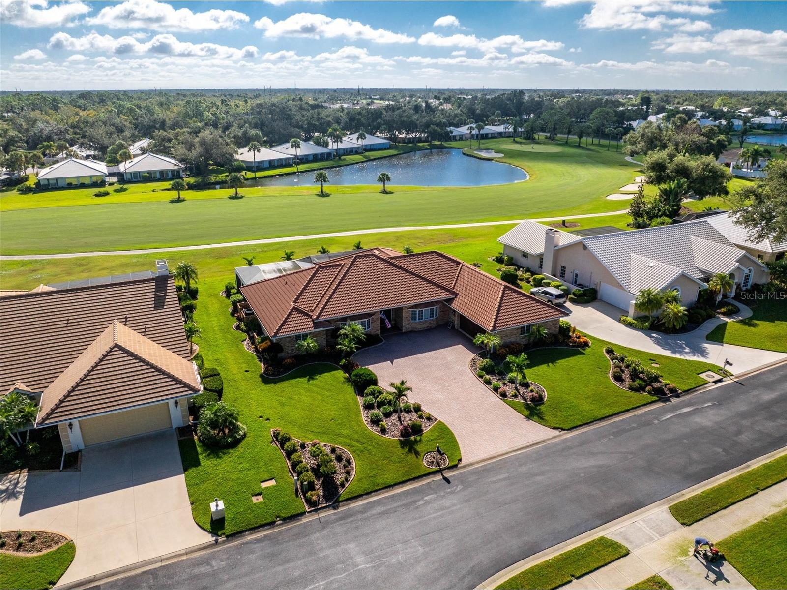 810 Carnoustie Drive Venice FL 34293 N6142889 image2