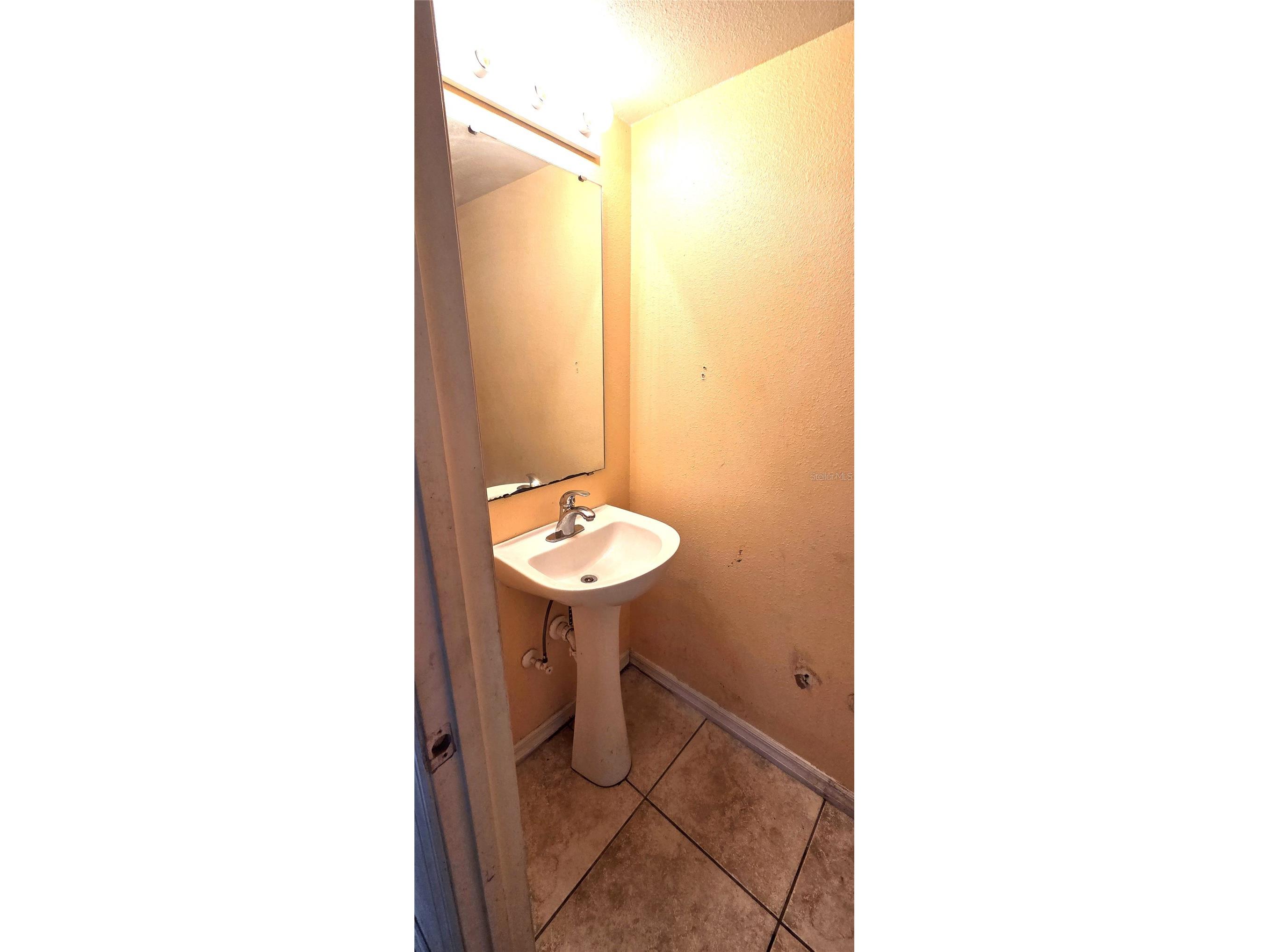 810 Dengar Avenue Haines City FL 33844 L4962287 image6