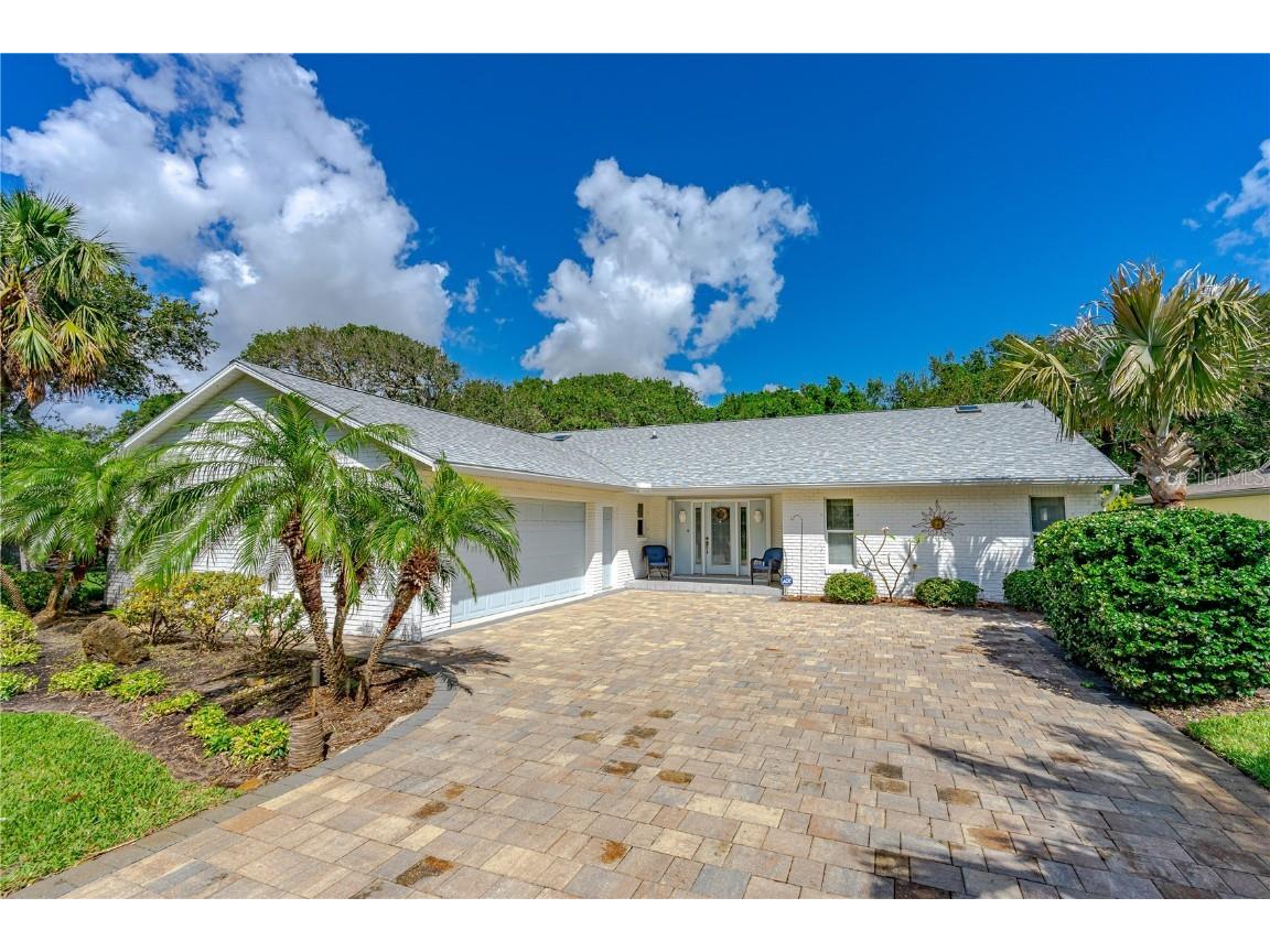 810 E 21st Avenue New Smyrna Beach FL 32169 V4929701 image1