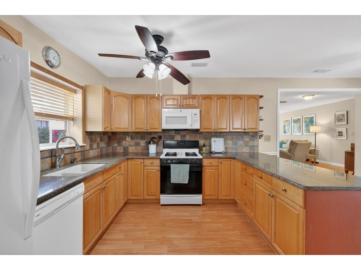 810 E 9th Avenue New Smyrna Beach FL 32169 NS1086800 image14