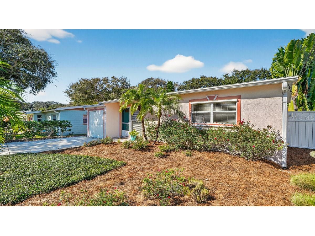 810 E 9th Avenue New Smyrna Beach FL 32169 NS1086800 image2