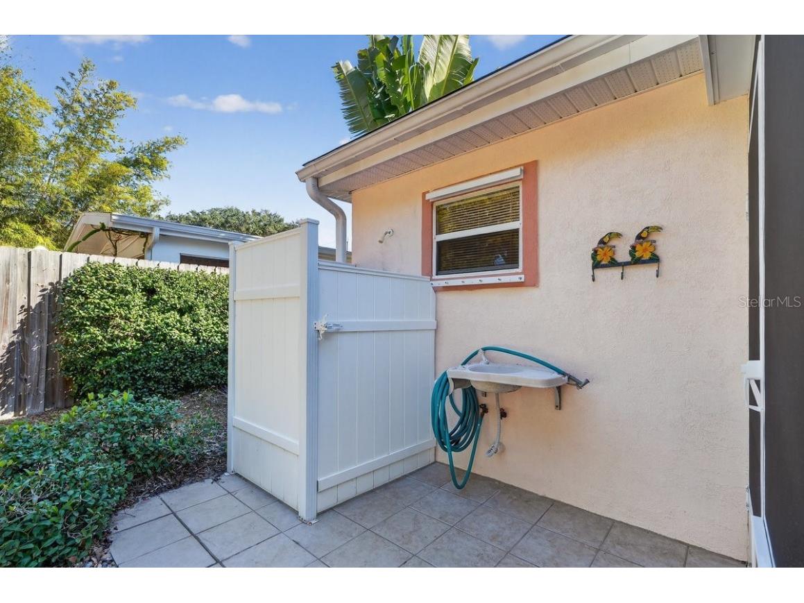 810 E 9th Avenue New Smyrna Beach FL 32169 NS1086800 image40