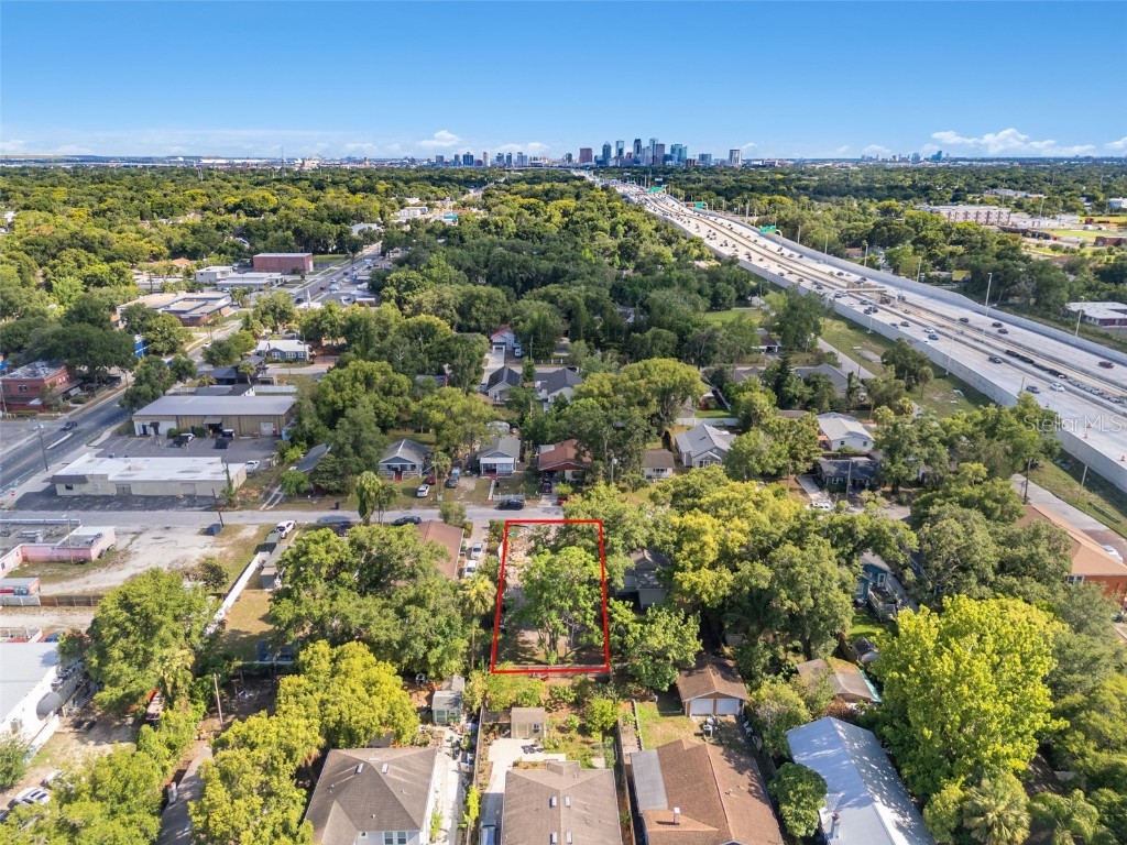810 E Frierson Avenue Tampa FL 33603 A4619410 image1