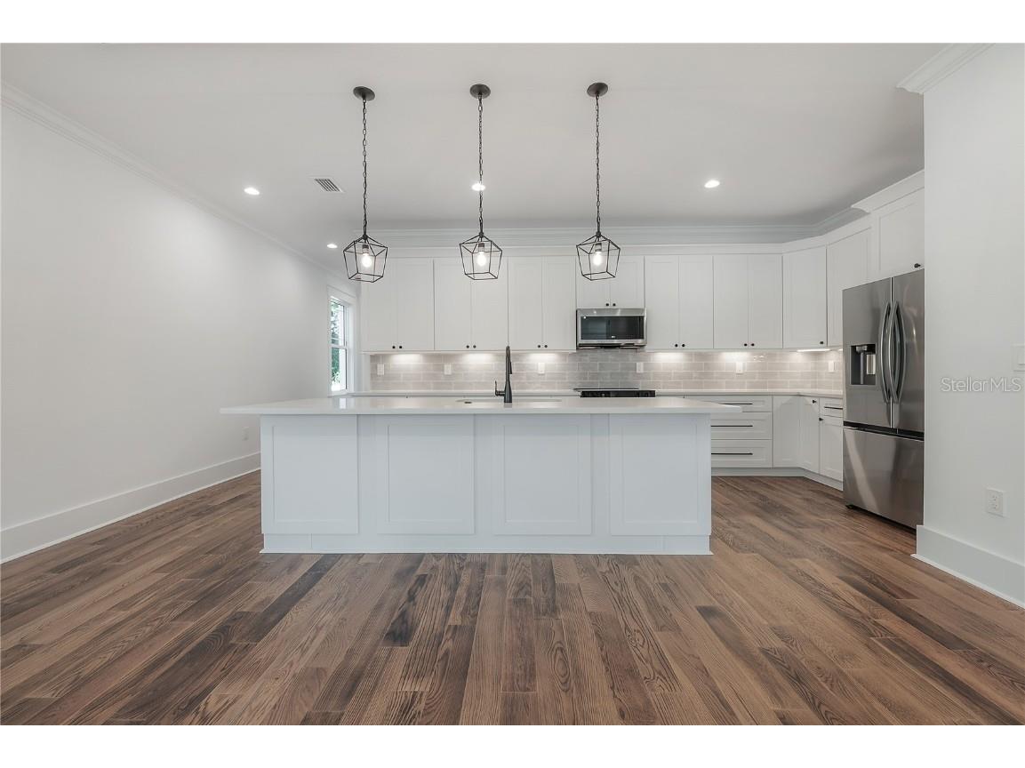 810 E Frierson Avenue Tampa FL 33603 TB8437472 image10