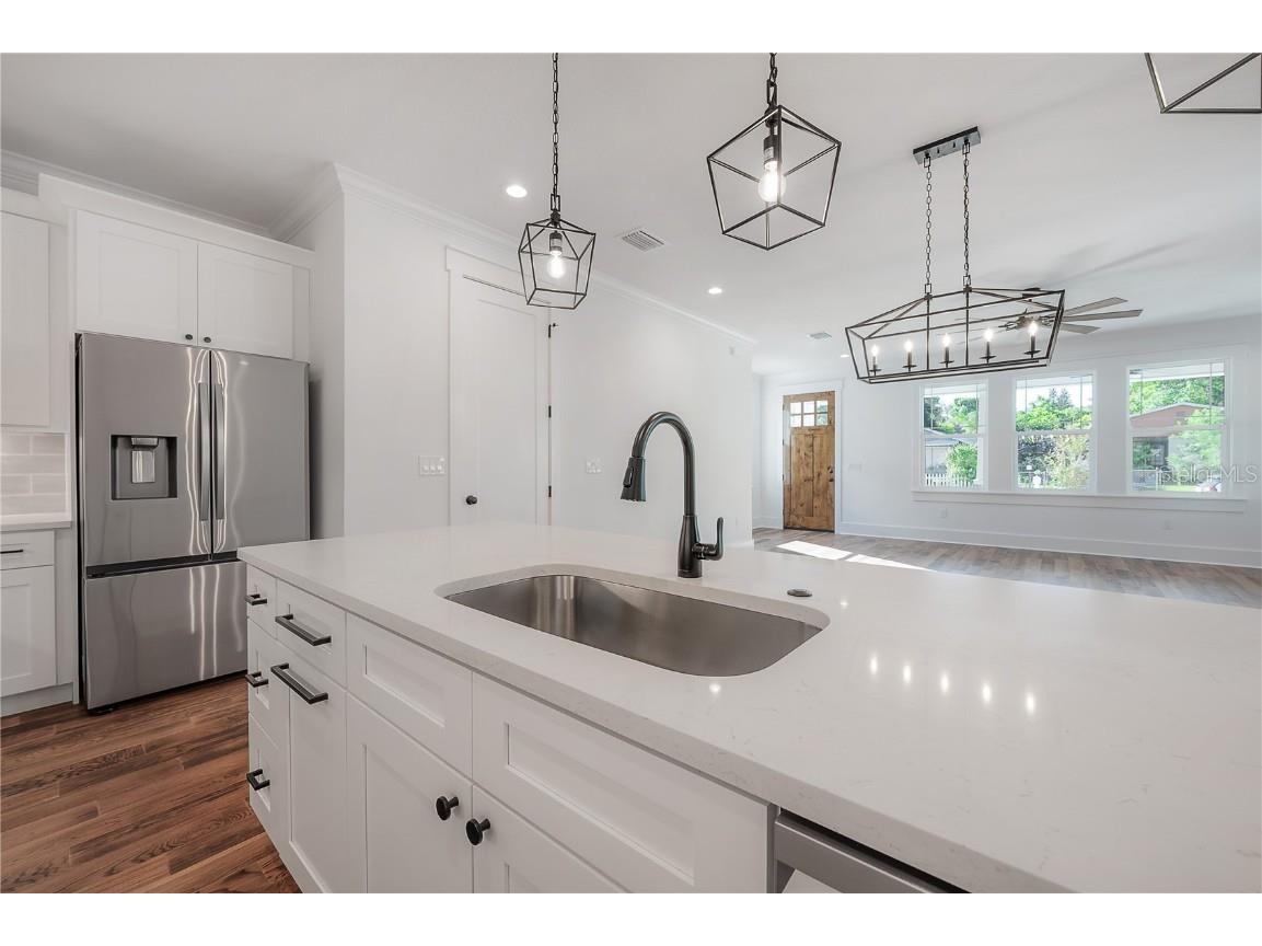 810 E Frierson Avenue Tampa FL 33603 TB8437472 image14