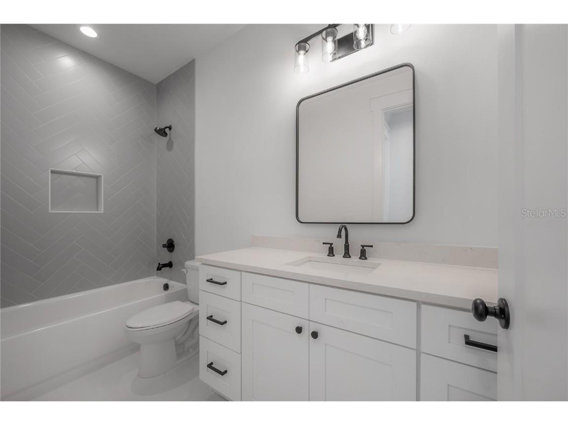 810 E Frierson Avenue Tampa FL 33603 TB8437472 image19