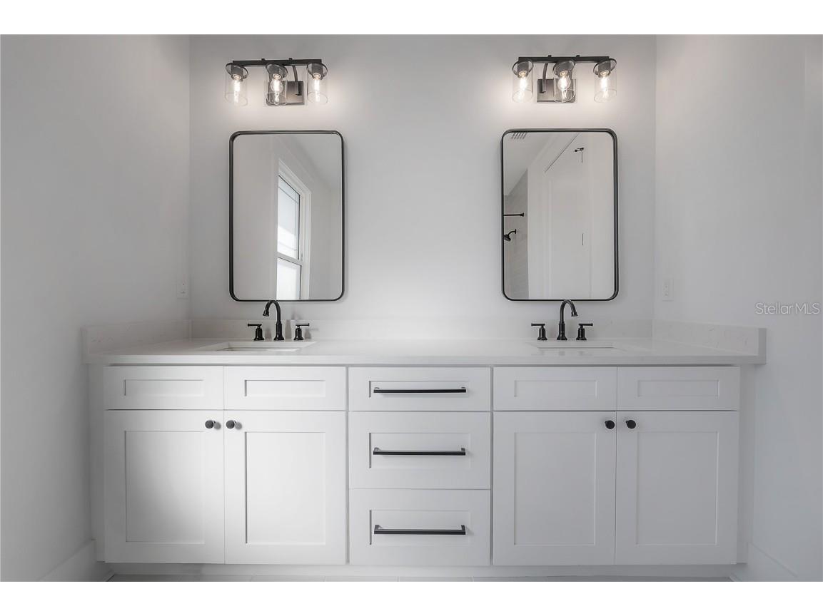 810 E Frierson Avenue Tampa FL 33603 TB8437472 image24