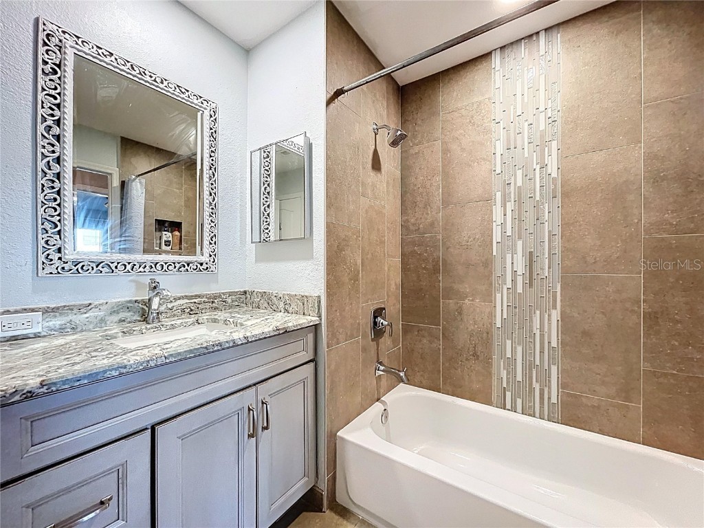 810 Island Walk Drive #810 Tampa FL 33602 TB8374189 image23