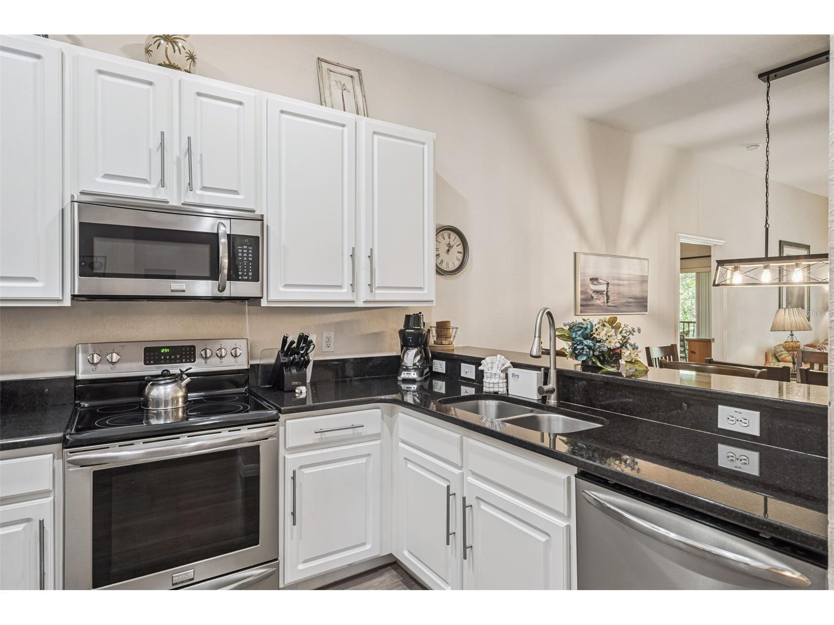 810 Lucaya Loop Davenport FL 33897 S5146947 image13