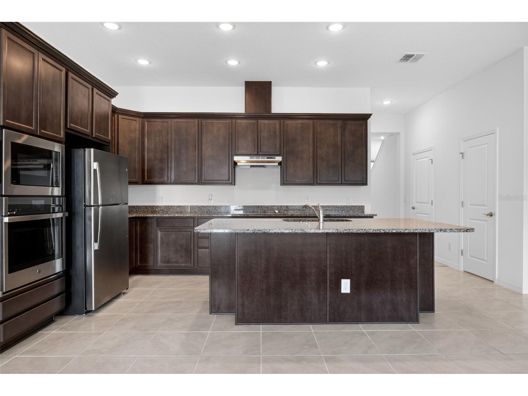 810 Middleton Street Debary FL 32713 O6412042 image1