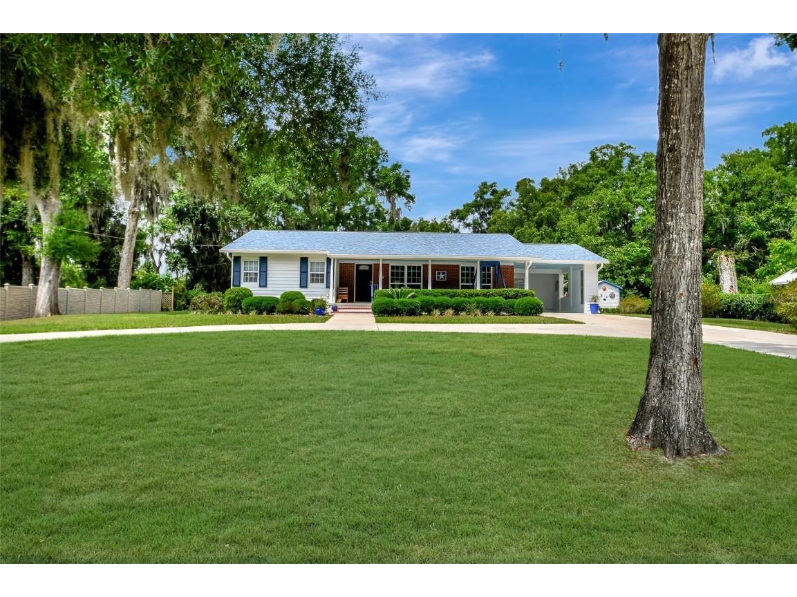 810 N Tuxedo Avenue Deland FL 32724 V4935980 image1