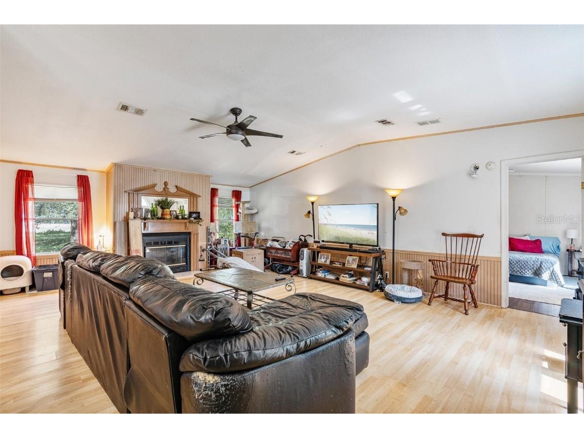 810 Plum Nearly Lane Lady Lake FL 32159 V4944246 image3