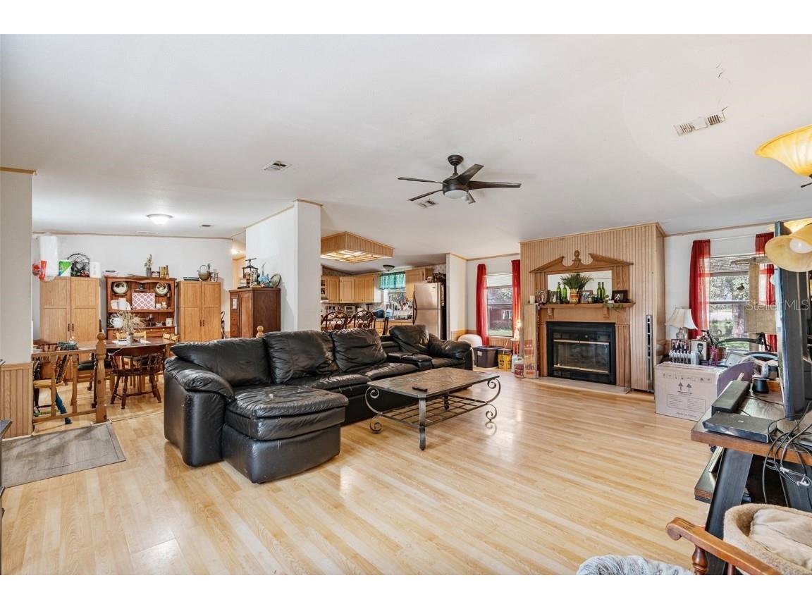 810 Plum Nearly Lane Lady Lake FL 32159 V4944246 image4