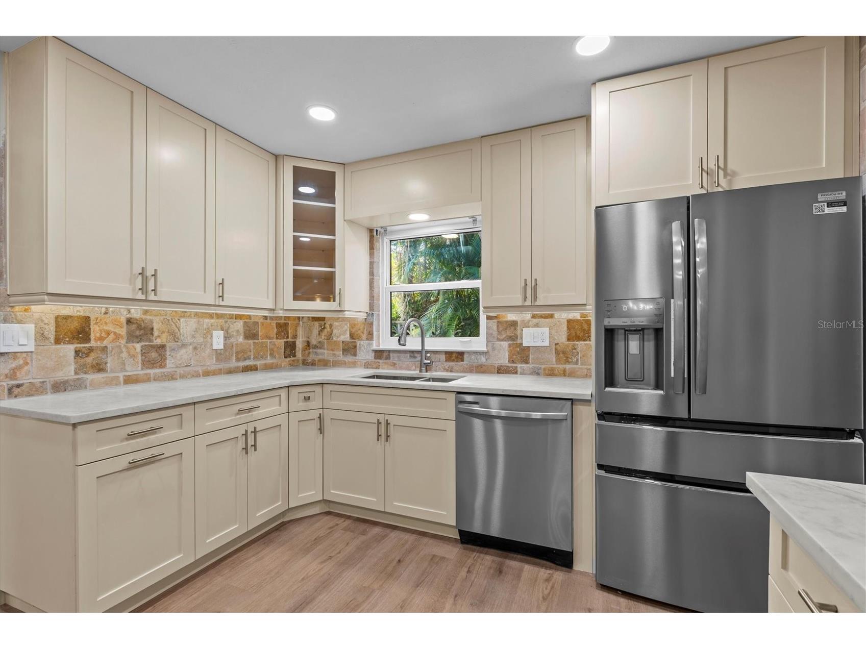 810 S West Shore Boulevard Tampa FL 33609 TB8462736 image16