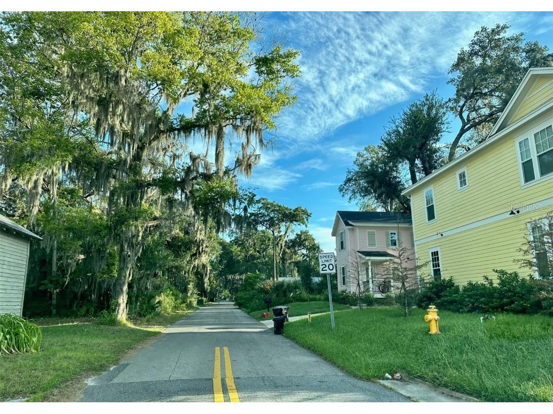 810 SW 5th Terrace Gainesville FL 32601 GC515863 image1