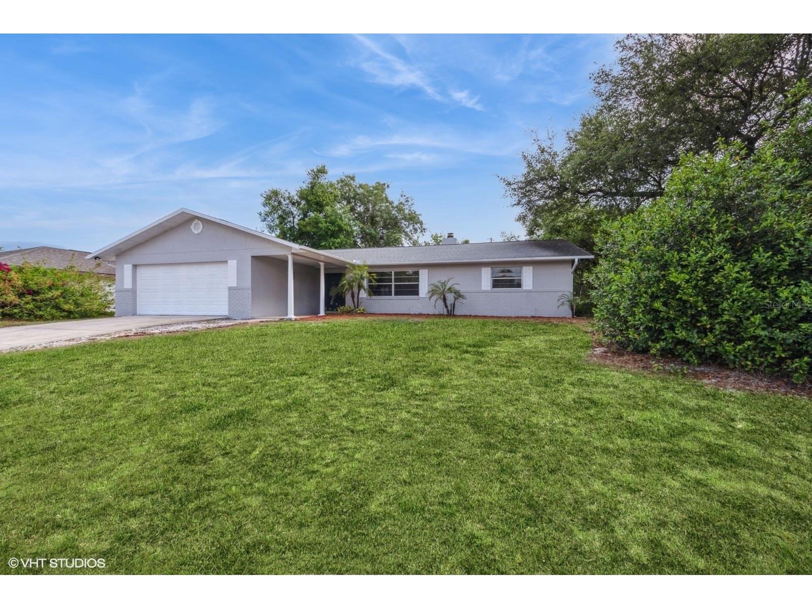 810 Sylvia Drive Deltona FL 32725 V4942562 image1