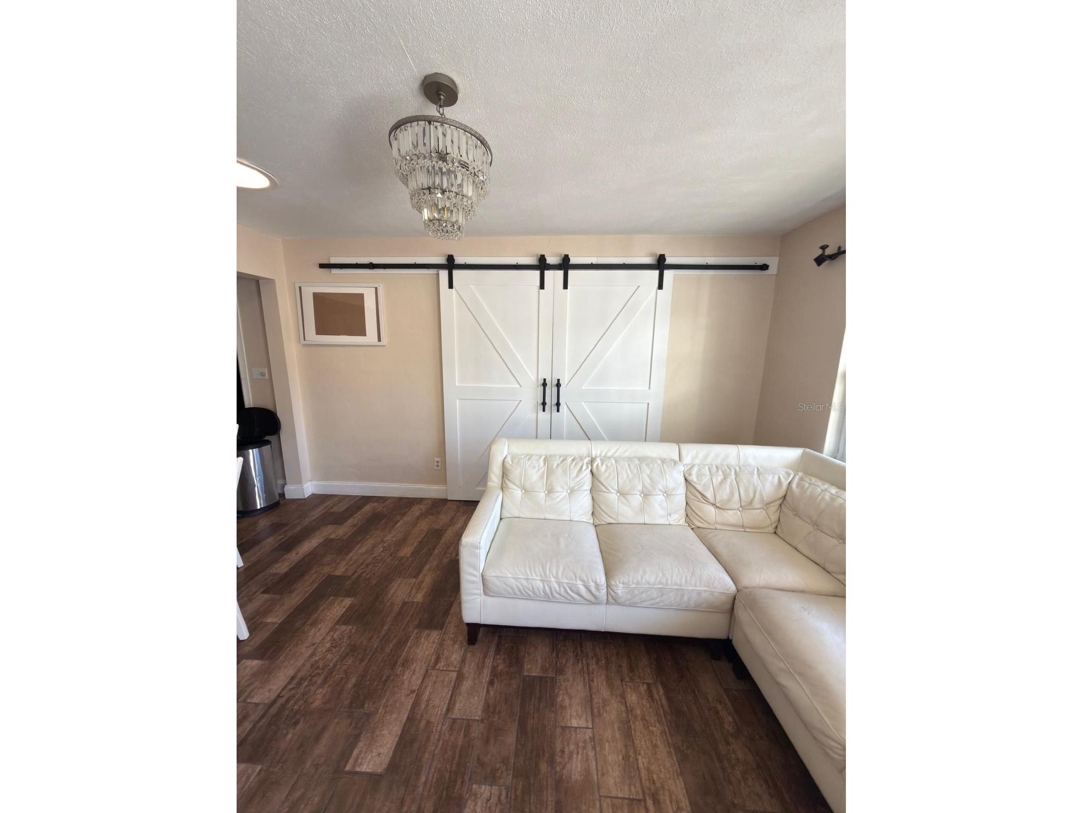 810 W 113th Avenue Tampa FL 33612 TB8508953 image3