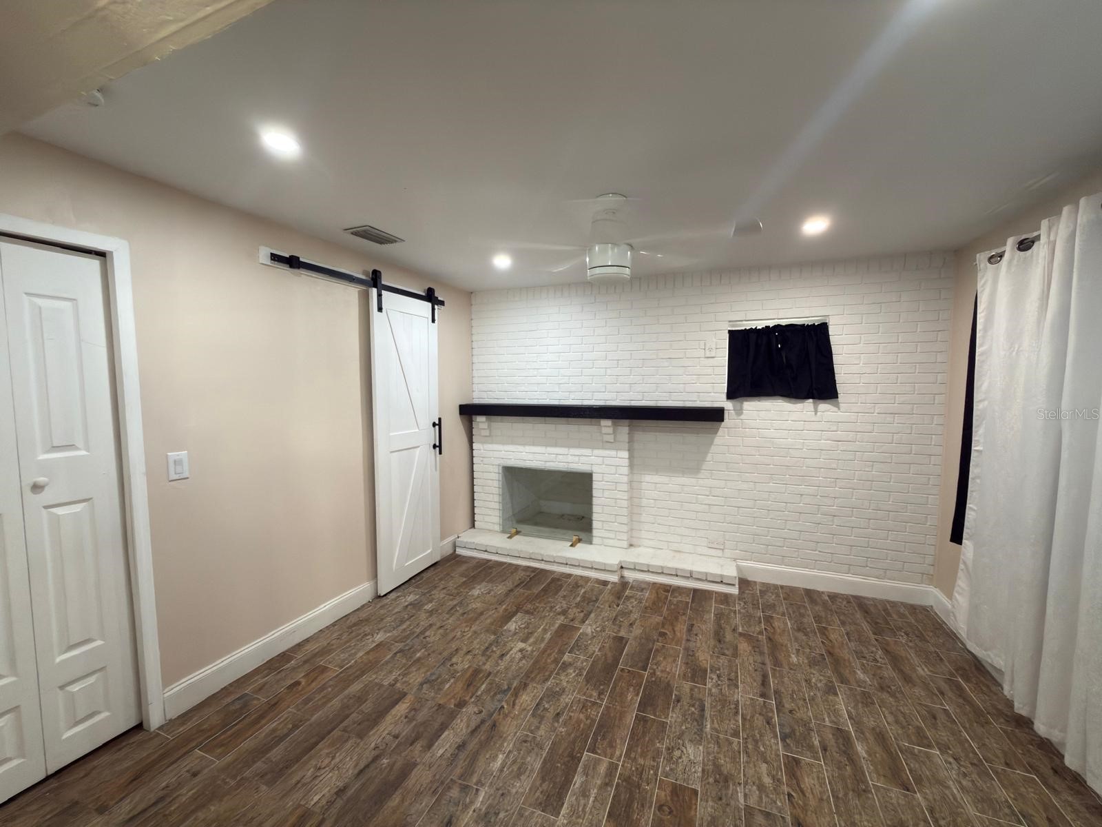 810 W 113th Avenue Tampa FL 33612 TB8508953 image4