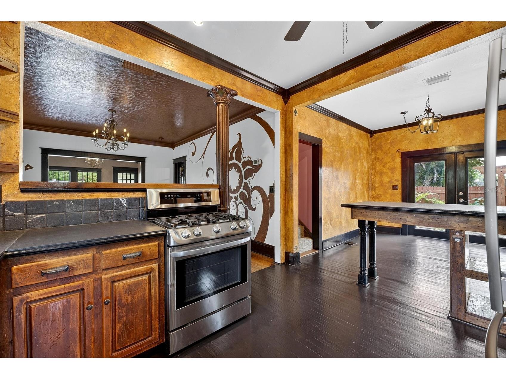 810 W River Heights Avenue Tampa FL 33603 TB8492625 image20