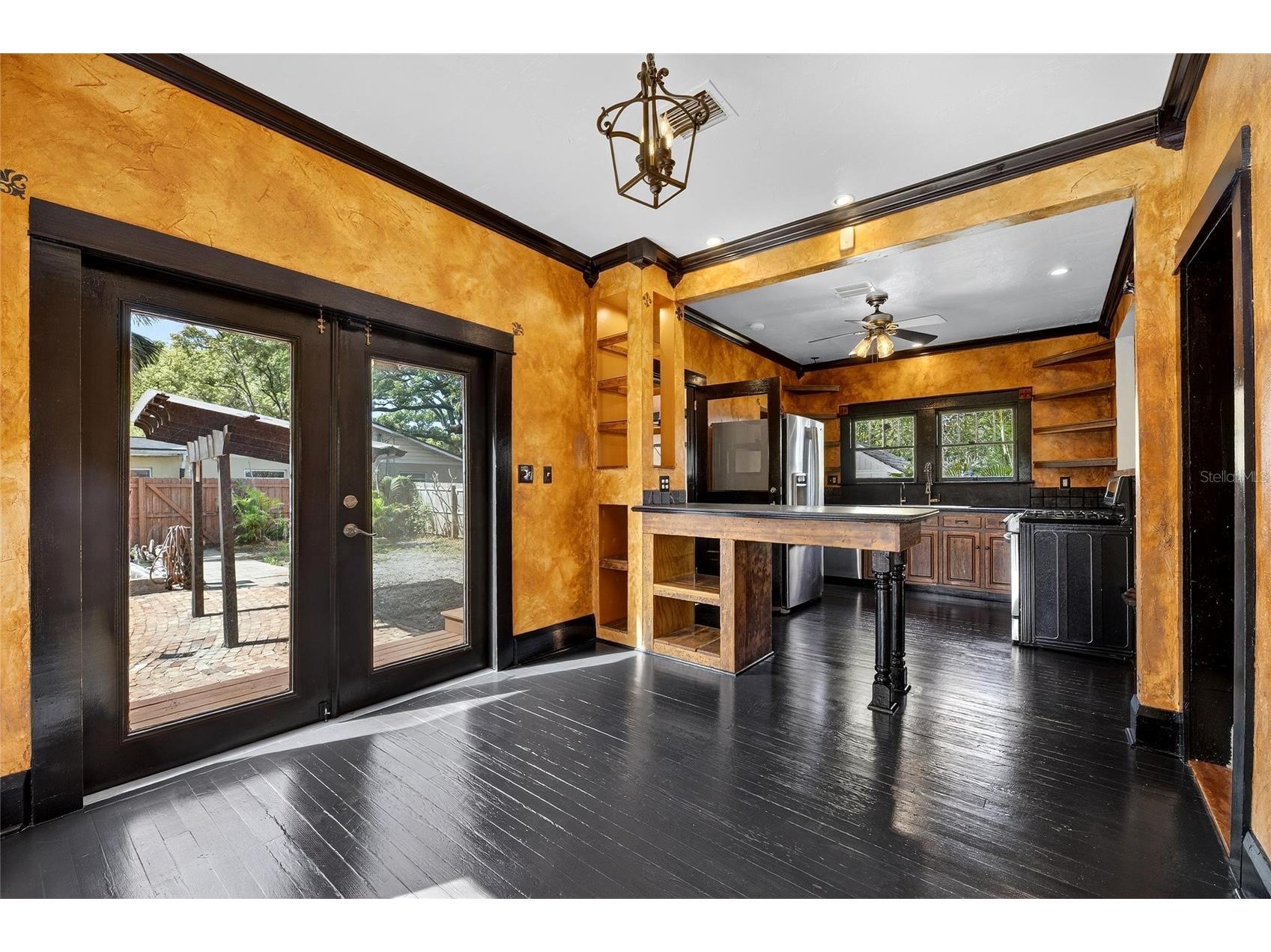 810 W River Heights Avenue Tampa FL 33603 TB8492625 image24