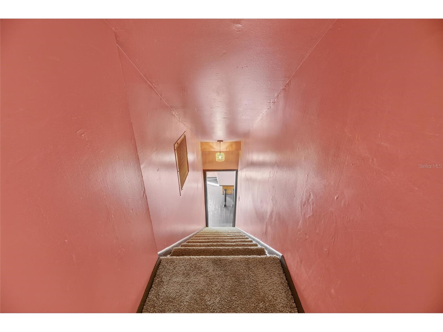 810 W River Heights Avenue Tampa FL 33603 TB8492625 image36