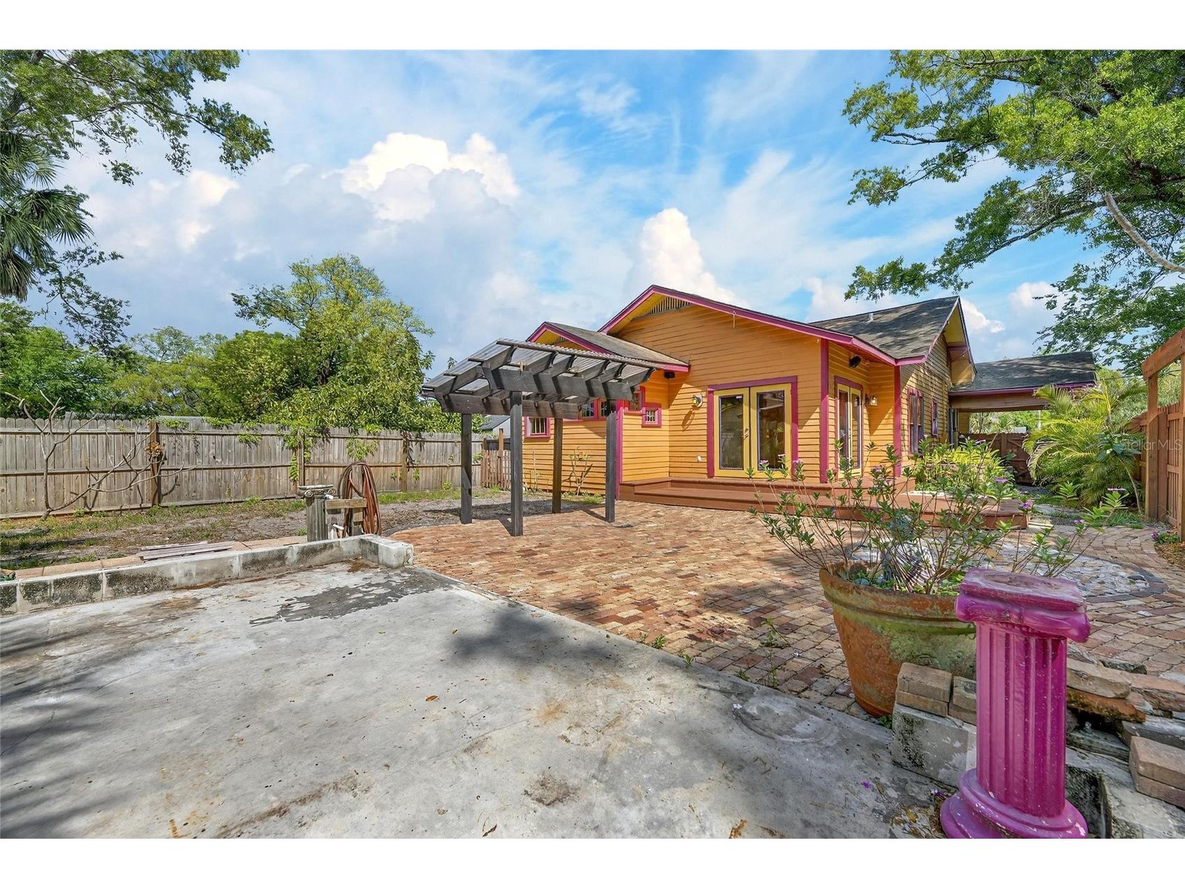 810 W River Heights Avenue Tampa FL 33603 TB8492625 image45