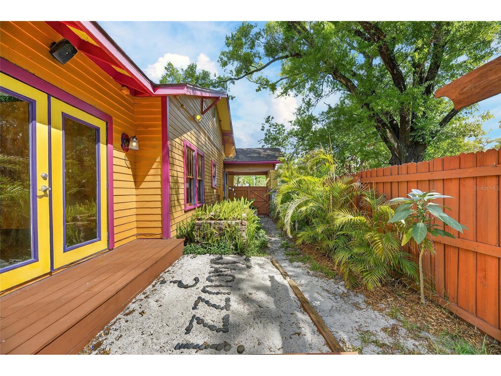 810 W River Heights Avenue Tampa FL 33603 TB8492625 image49