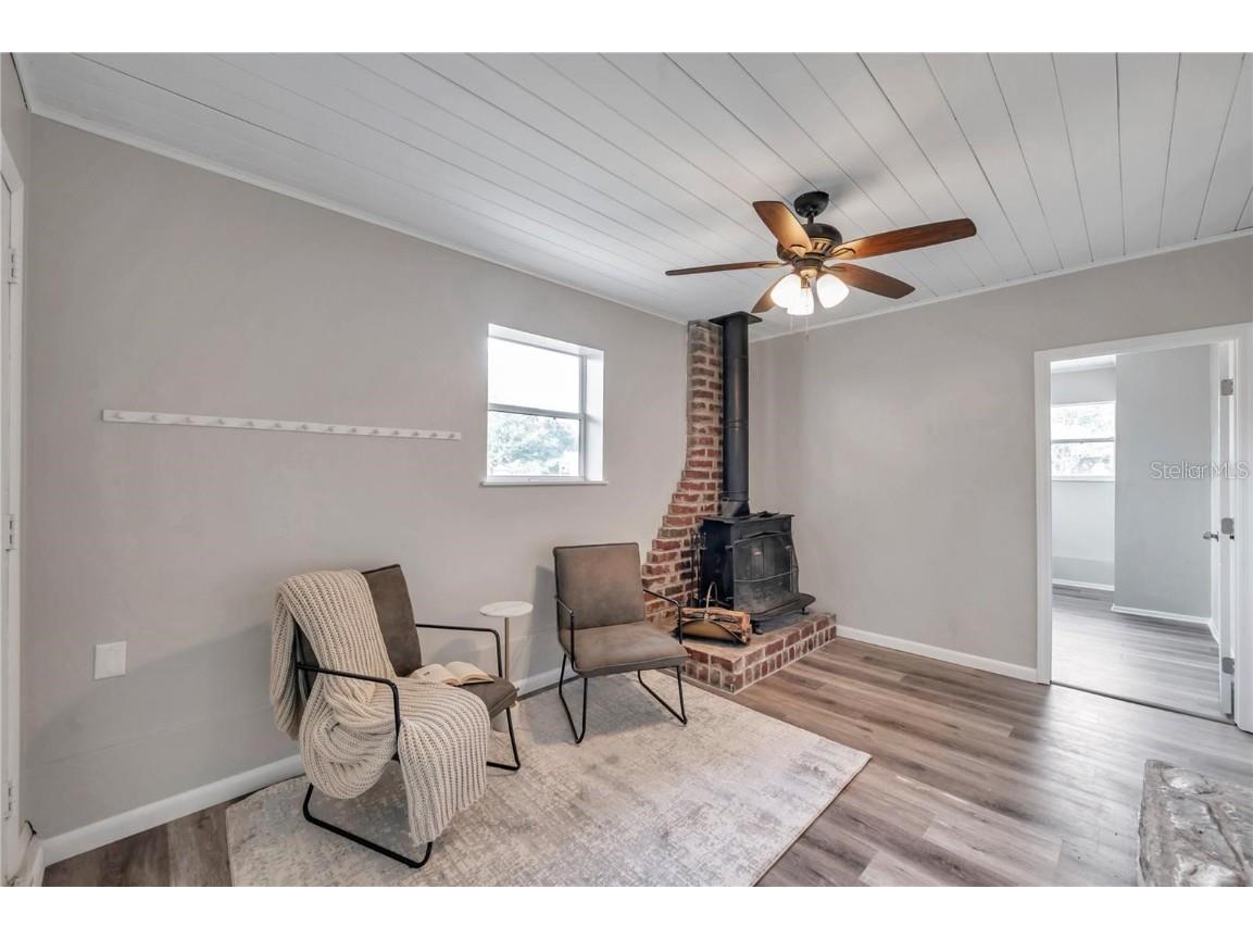 8100 5th Street N Saint Petersburg FL 33702 L4956847 image10