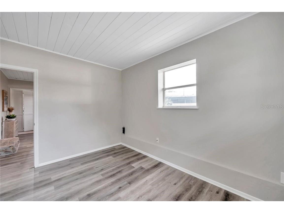 8100 5th Street N Saint Petersburg FL 33702 L4956847 image34