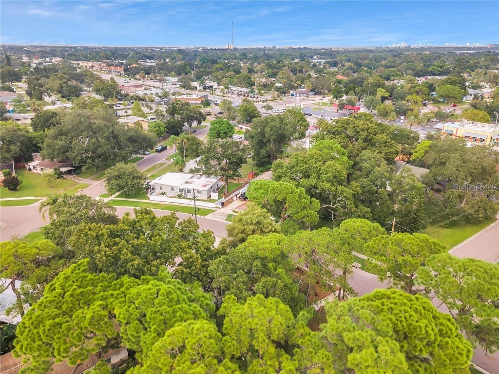 8100 5th Street N Saint Petersburg FL 33702 L4956847 image53