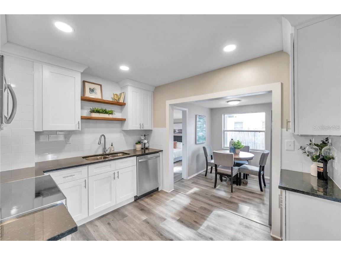 8100 5th Street N Saint Petersburg FL 33702 L4957504 image16