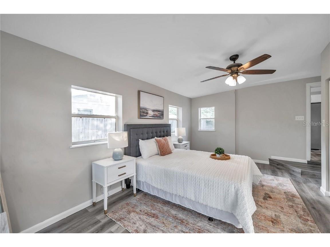 8100 5th Street N Saint Petersburg FL 33702 L4957504 image28