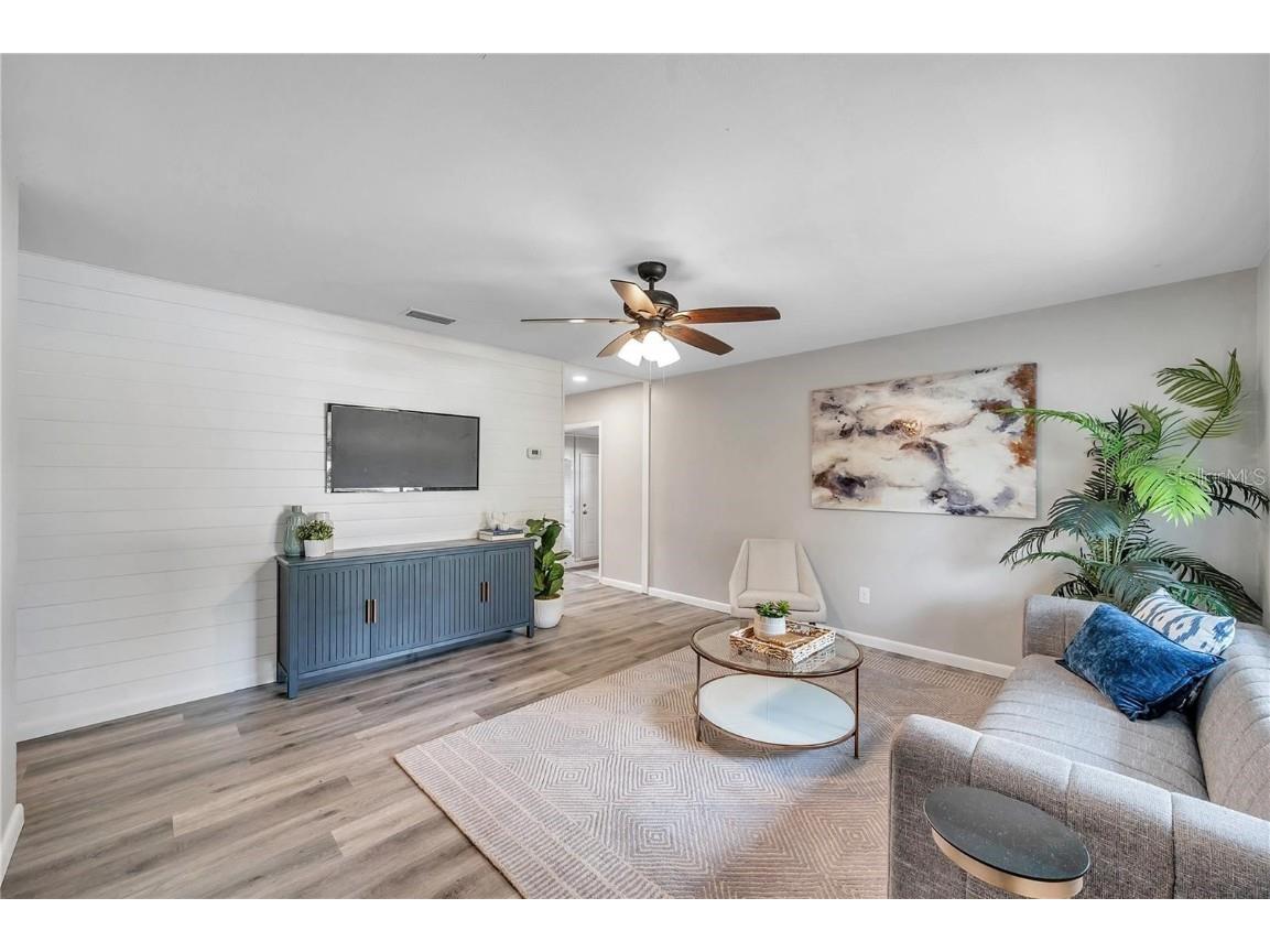 8100 5th Street N Saint Petersburg FL 33702 L4957504 image4