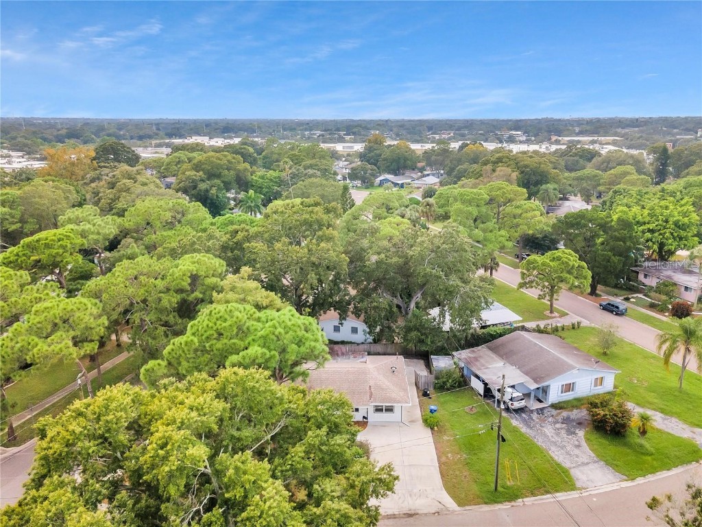 8100 5th Street N Saint Petersburg FL 33702 L4957504 image51