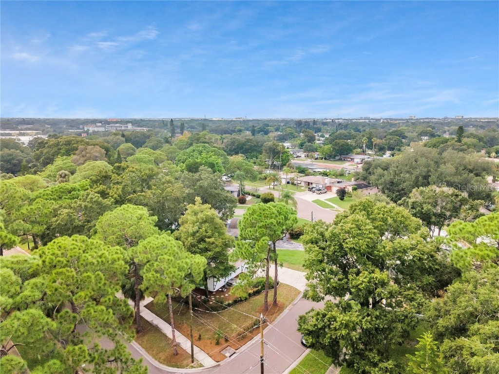 8100 5th Street N Saint Petersburg FL 33702 L4957504 image52