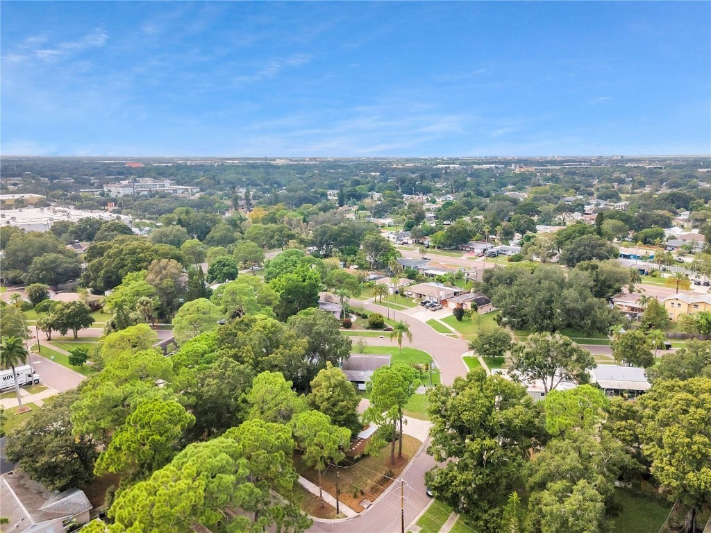 8100 5th Street N Saint Petersburg FL 33702 L4957504 image57