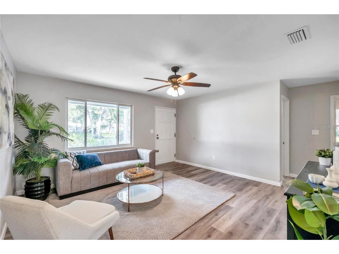 8100 5th Street N Saint Petersburg FL 33702 L4957504 image6