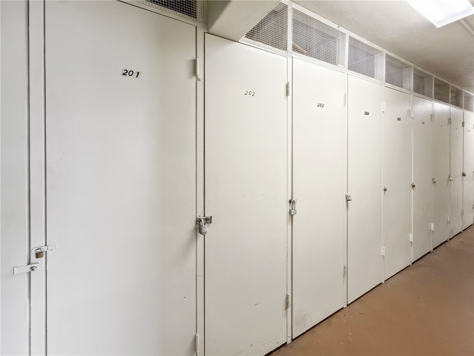 8100 Dr Martin Luther King Jr Street N #202 Saint Petersburg FL 33702 TB8461256 image32