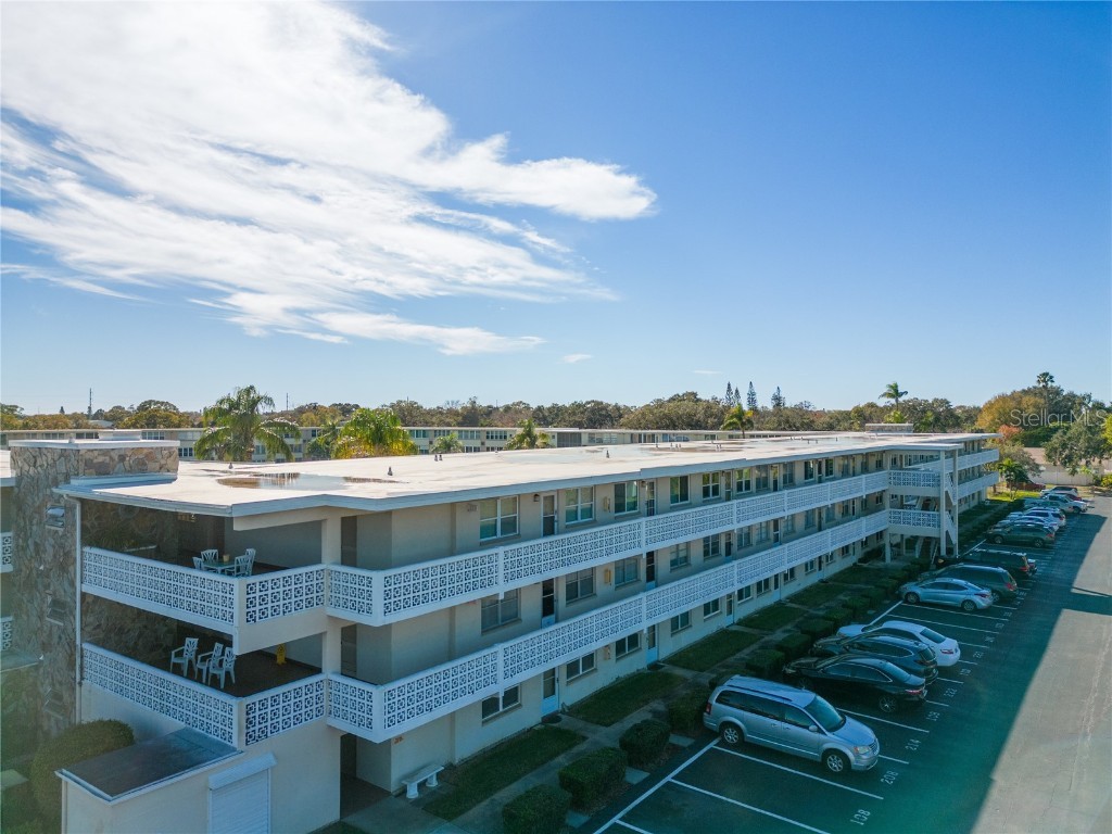 8100 Dr Martin Luther King Jr Street N #308 Saint Petersburg FL 33702 U8228306 image1