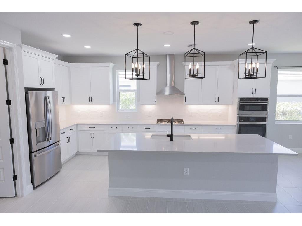 8100 Slipway Drive Sarasota FL 34240 A4687435 image10