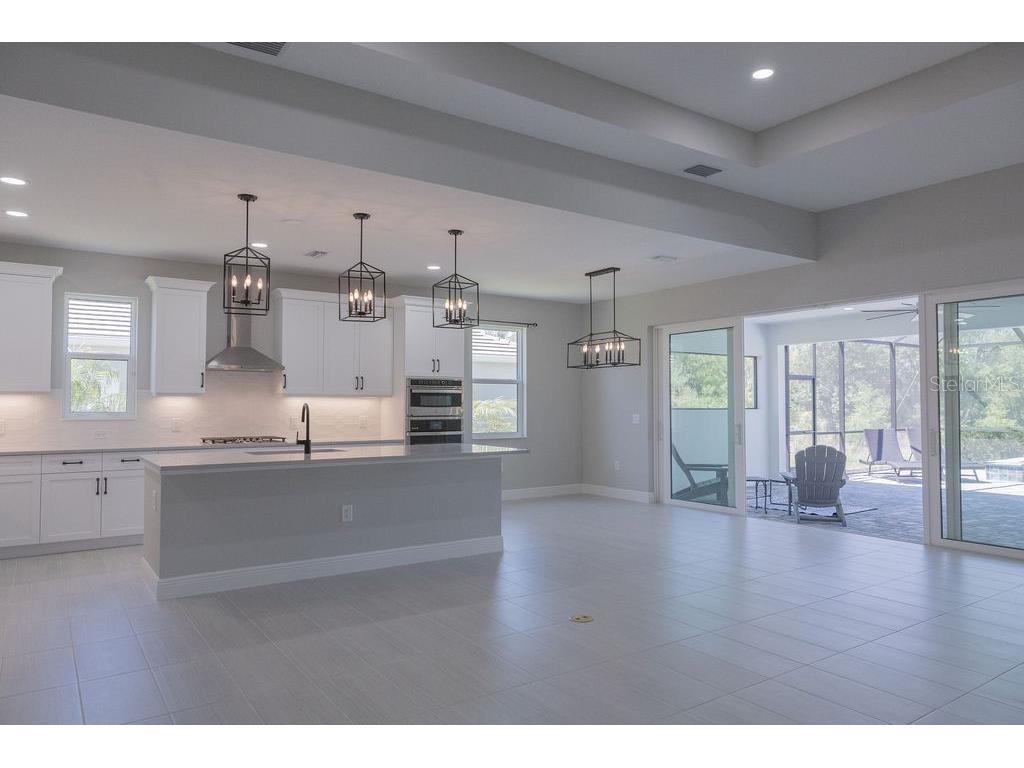 8100 Slipway Drive Sarasota FL 34240 A4687435 image12