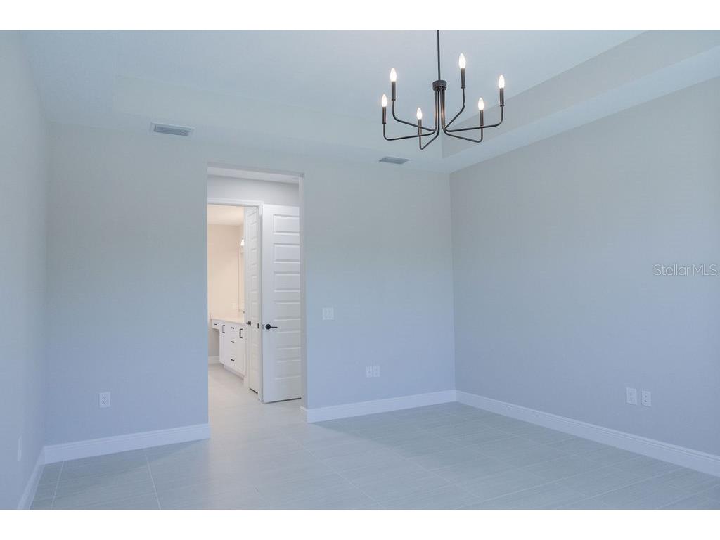 8100 Slipway Drive Sarasota FL 34240 A4687435 image15