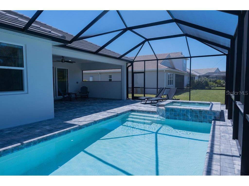 8100 Slipway Drive Sarasota FL 34240 A4687435 image32