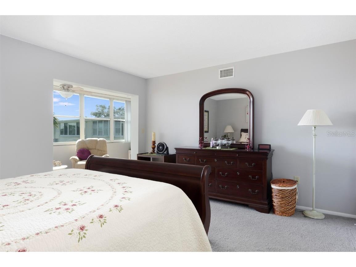 8101 11th Street N #319 Saint Petersburg FL 33702 TB8451726 image18